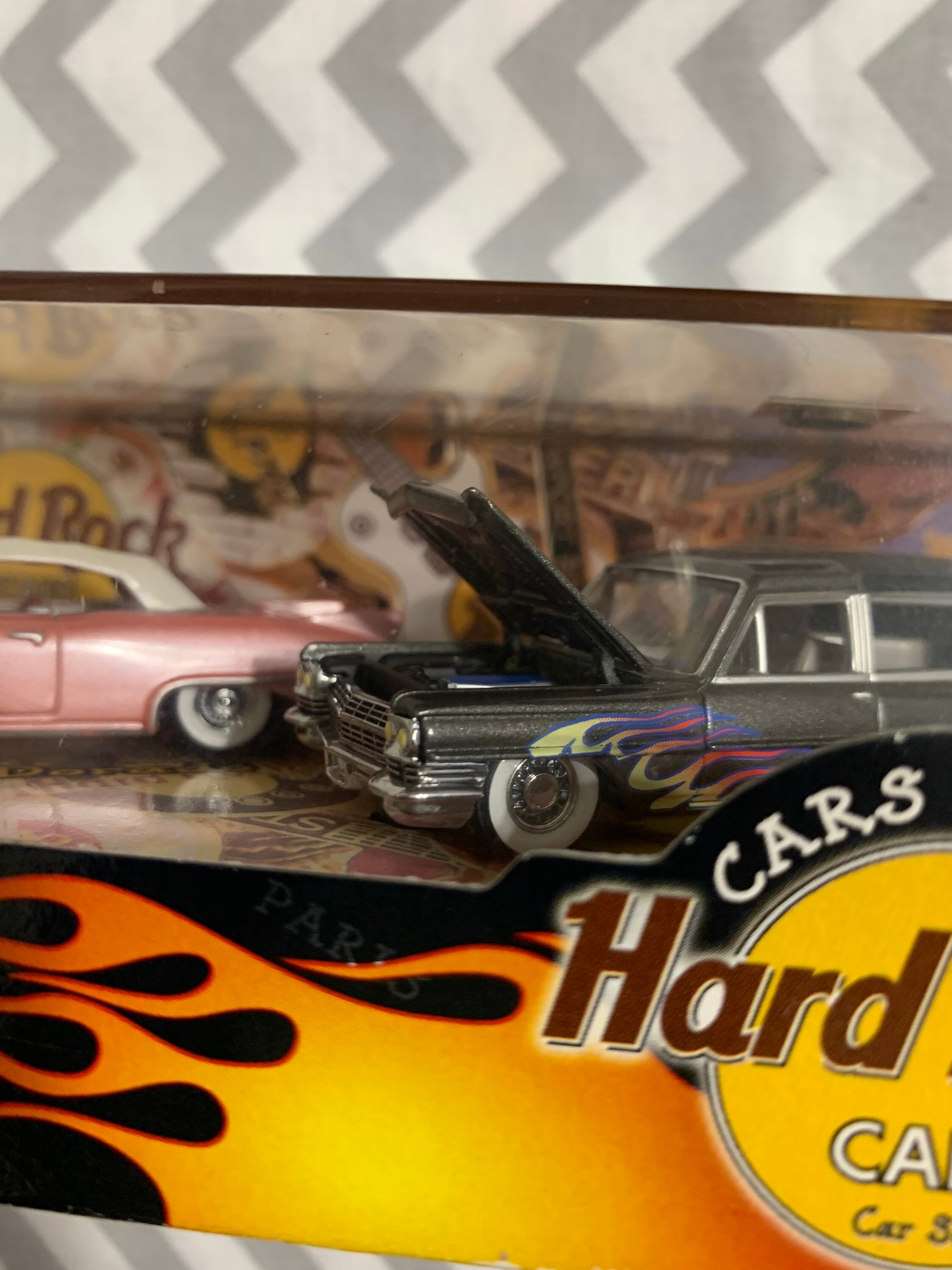 Cars of the Hard Rock Cafe, Cool Classics, Series 1. NOTE