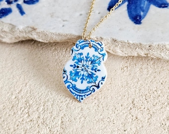 Minho Tile Heart Necklace Portuguese Blue White Tile Azulejo Gold Steel Pendant Portugal Gift Handmade Souvenir Travel Mom Gift for Woman