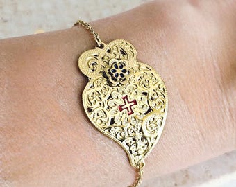 Portuguese Heart GOLD STEEL Bracelet Curved Heart of Viana Filigree Bracelet Mom Handmade Birthday Gift Dainty Adjustable Chain Bracelet