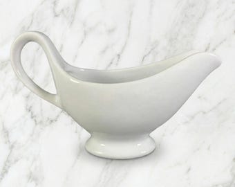 Vintage BIA Cordon Bleu White Porcelain Gravy Boat Sauce Pitcher Pedestal Base