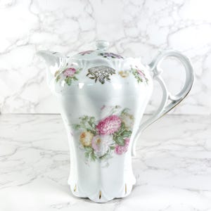 Antique Hand Painted Victorian Porcelain Chocolate Pot Gold Gilt Scalloped Edge Unmarked