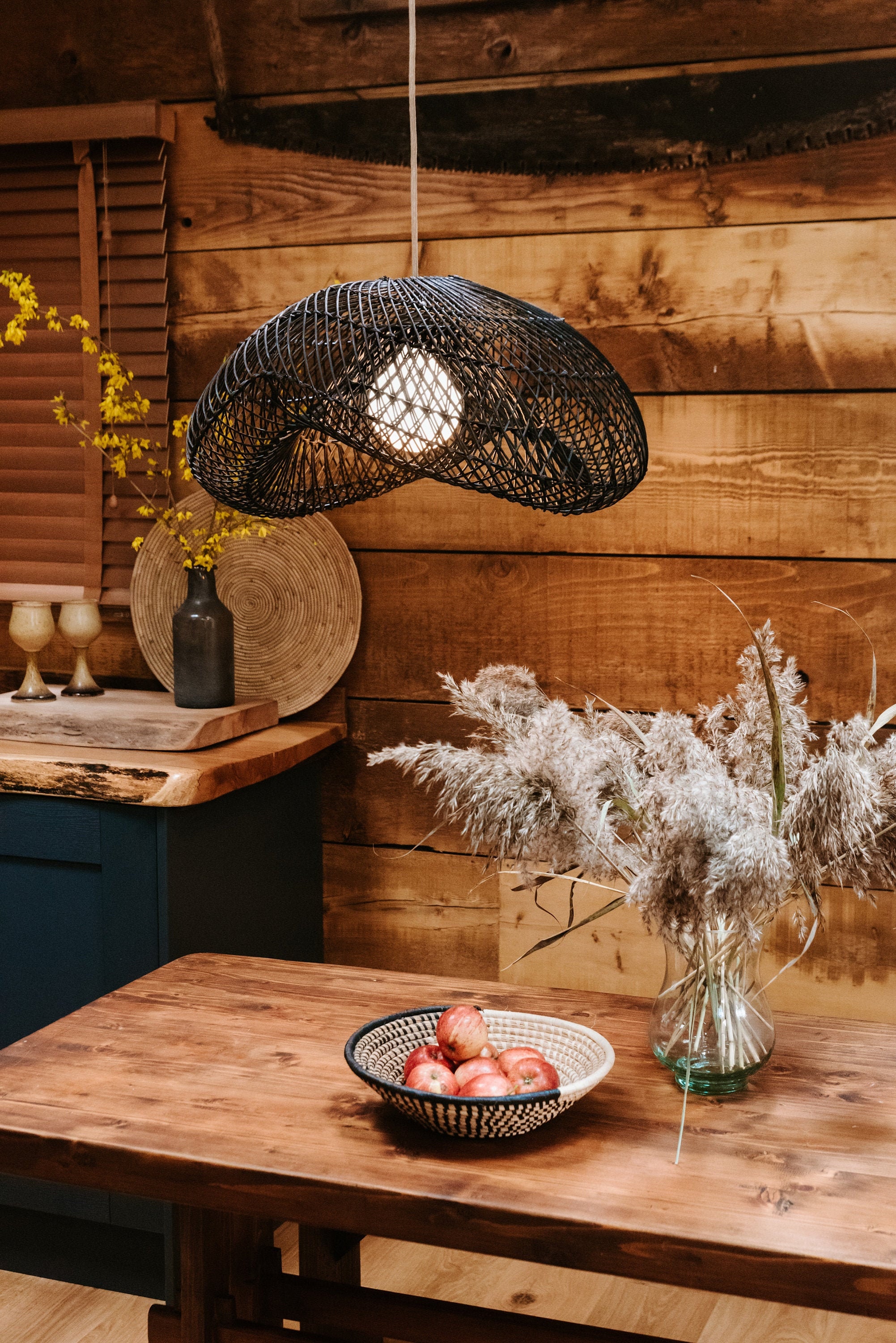 Black wicker lamp sale shade