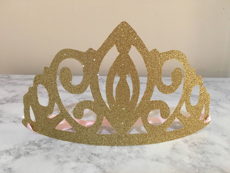 tiara favors