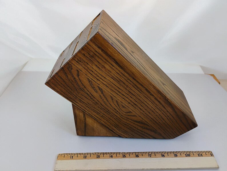 Bloque de cuchillos Case XX con acabado en roble macizo, 8 ranuras, 7 ranuras para cuchillos y 1 ranura para chaira - Sin cuchillos, madera dura estadounidense pesada, fabricado en EE. UU. imagen 10