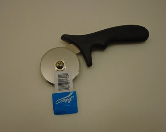 May include: A black handled pizza cutter with a silver wheel and a blue and white sticker that says "Sferico" and "NO. 2251".