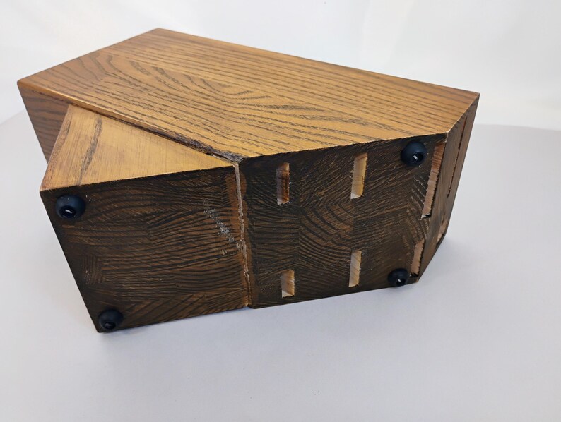 Bloque de cuchillos Case XX con acabado en roble macizo, 8 ranuras, 7 ranuras para cuchillos y 1 ranura para chaira - Sin cuchillos, madera dura estadounidense pesada, fabricado en EE. UU. imagen 8