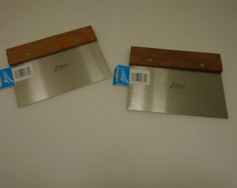 Aantal 2 schrapers - bundelset van 2 Ateco Brand Bakers Bench Scraper Deegsnijder #1372 RVS Stijf mes Houten handvat Nieuw