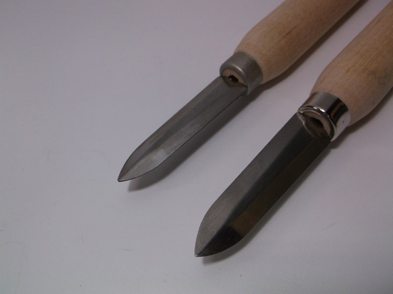 2 - Bundled Lot of 2 each knives Virginia Breaker Carbon Steel Blades Oyster Knives 3inch blades Shellfish Tools R Murphy USA Set of