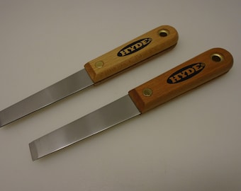 Curved putty knife - ggpasa