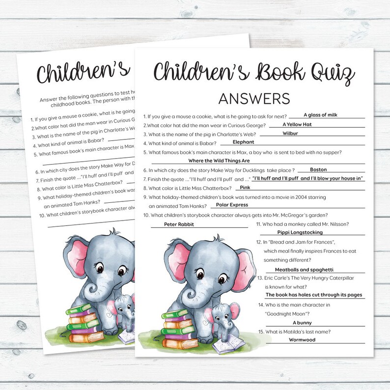 Op de afbeelding: Twee Kinderboeken Quiz vellen met antwoorden. De vellen bevatten een cartoon olifant en baby olifant met een stapel boeken. De tekst bevat vragen over kinderboeken en hun personages.