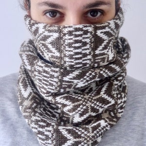 Knitwear Infinity scarf,Neck Warmer,Snood,Unique knitwear,Gift idea,WINTER SCARF,unisex gift ,knit scarf,chunky infinity cowl scarf,