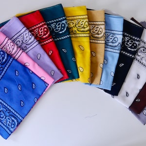 Paisley pattern Bandanas - 100% cotton /Quality Paisley  Bandannas /Bandana Scarf Headband/Facemask, Facescarf, Neckerchief, Headtie