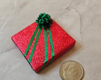 Dollhouse Miniature Tiny Present with Bow, Approx 1:12 Scale For Dollhouse, Westrim, Fairy Garden, Bonsai, room box, Christmas Village (#6)