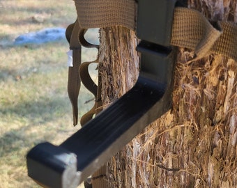 Bow Hanger for Tethrd HYS and Straight Tree Strap - Saddle Hunting - BLACK - Open Loop Easy Slip On