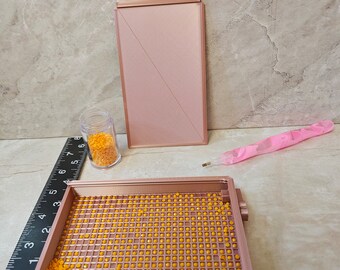 The Goliath 2 Full Grid with Lid -Xtra Large, Deep Grids, Pourable Diamond Art Paint Tray -5 1/4"L x 3 1/4"W x 3/4"H Rose Gold Silk (#46)