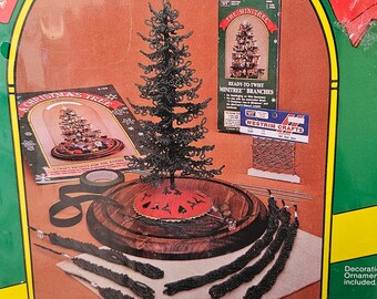 Westrim WHITE Beaded Miniature Christmas Tree Kit 