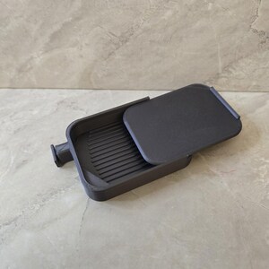 The SLIDER Mini Diamond painting tray with lid & stopper, drill tray, diamond art painting 2 1/2 x 3 1/2" Silk Dark Grey (#285)