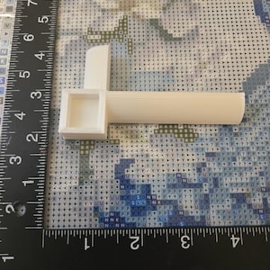 Diamond Painting Magnetic Tray Minder, Tray Holder with Wax/Trash Drill Compartment-Short - Silky White (100)