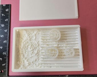 Cornstarch Tapper Box with Lid - Large Cornstarch Tapping Storage Container 5.5"L x 3.5"W x 3/4"H  - For Crafts, Polymer Clay - White (#400)