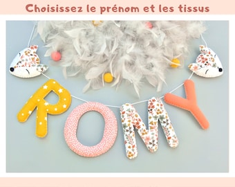 Déco chambre bébé - Cadeau naissance personnalisé - Guirlande prénom tissu liberty