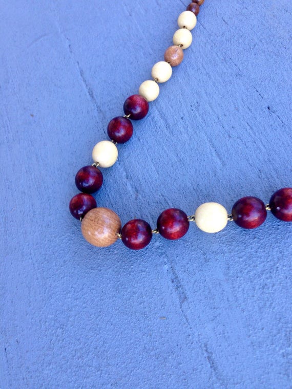 70s Boho Wood Bead Necklace // Natural Wooden Cha… - image 7