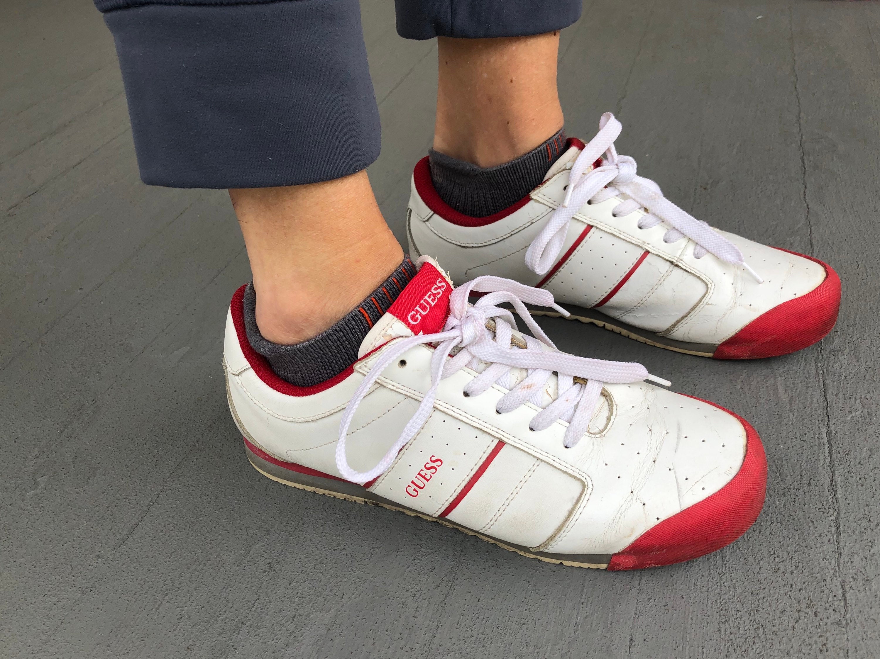 Vintage Guess Sneakers 40 9 White Leather 80s 90s Etsy