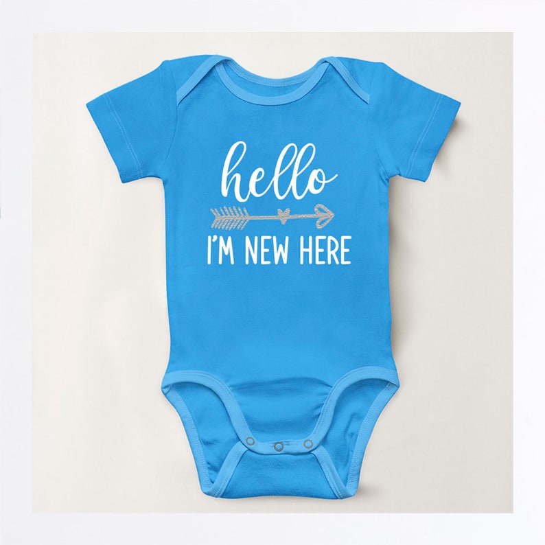 Hello I/'m new here bodysuit Baby shower gift Baby shower bodysuit Newborn bodysuit Hello I/'m New Here Infant Bodysuit Baby gift