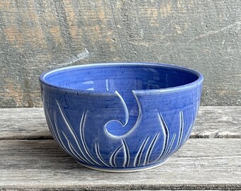 Blue Ceramic Yarn Bowl, field grass knitting bowl, crochet bowl, knitting and crochet accessory, pottery yarn bowl, gift for knitter