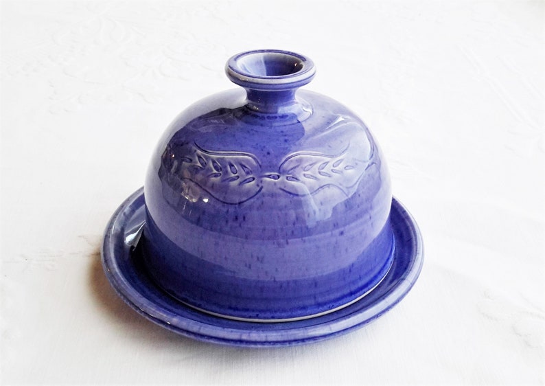 Butter dish with lid, blue pottery butter dish, covered ceramic butter keeper, tableware, covered butter dish, butter dish, pottery wheat pattern