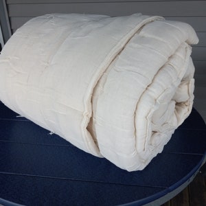 Queen Size Wool Comforter Batt, from Michigan grown wool, with Cheesecloth Lining 90 X90. Virgin Wool. image 5