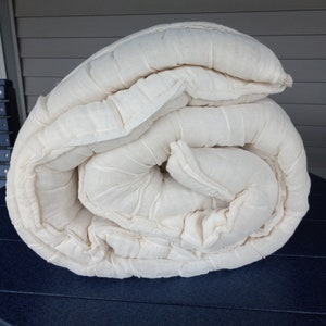 Queen Size Wool Comforter Batt, from Michigan grown wool, with Cheesecloth Lining 90 X90. Virgin Wool. image 1