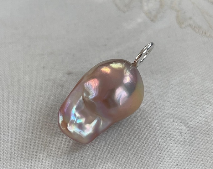 Cultured Freshwater Pearl Pendant, Silver (FBP2)