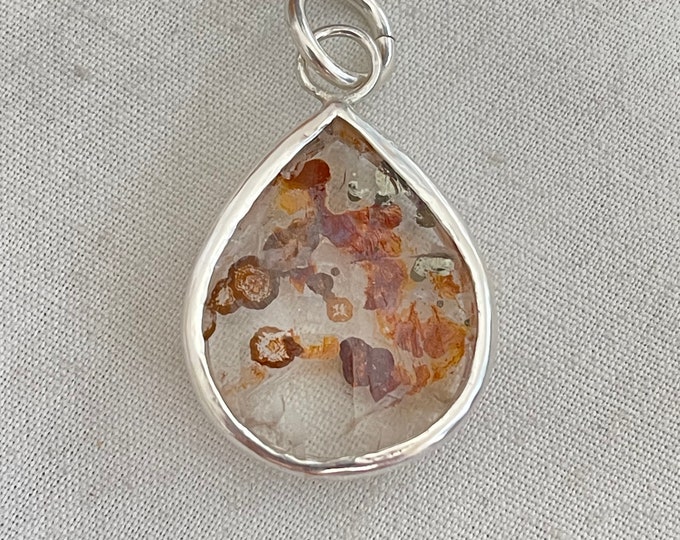 Quartz with Inclusions Pendant, Silver (KP1)