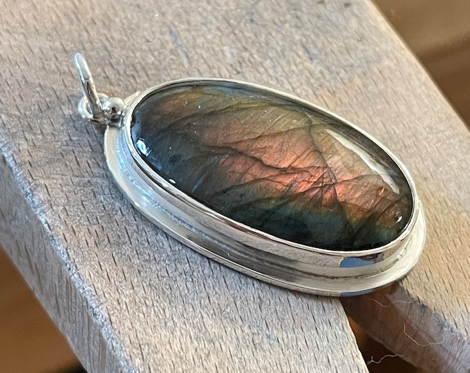 Labradorite Pendant, Silver (LP3)