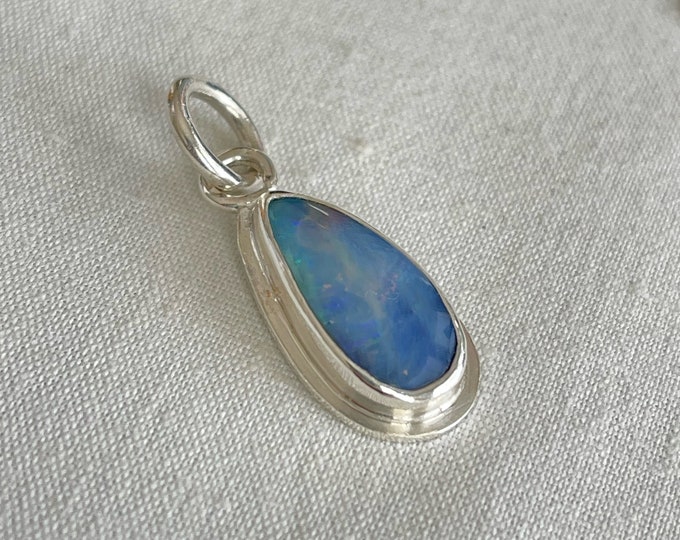 Australian Boulder Opal Pendant, Silver (ABOP8)