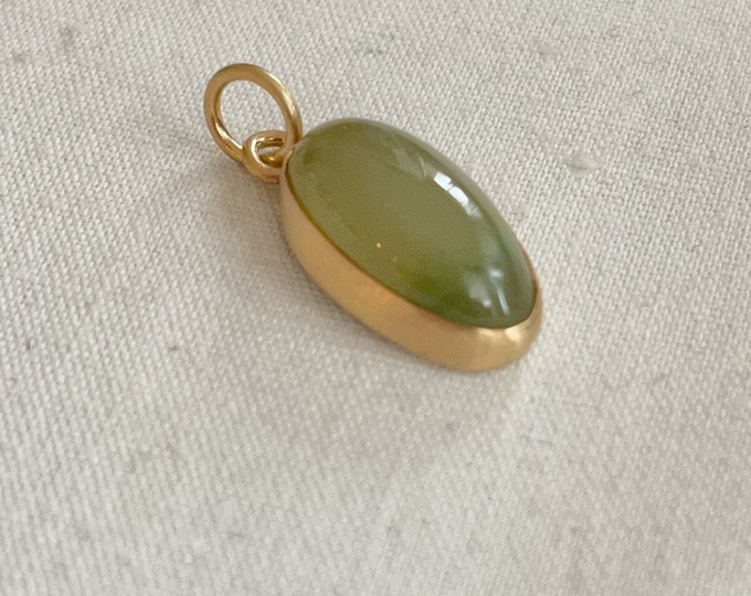 Hydrogrossular Garnet Pendant, 14k (HGP2)