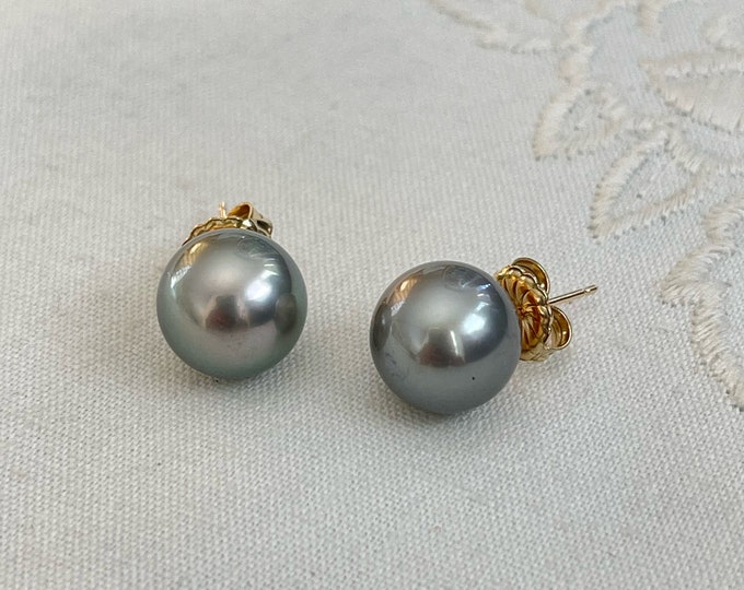 Cultured Tahitian Pearl Stud Earrings, 14k (PE101)