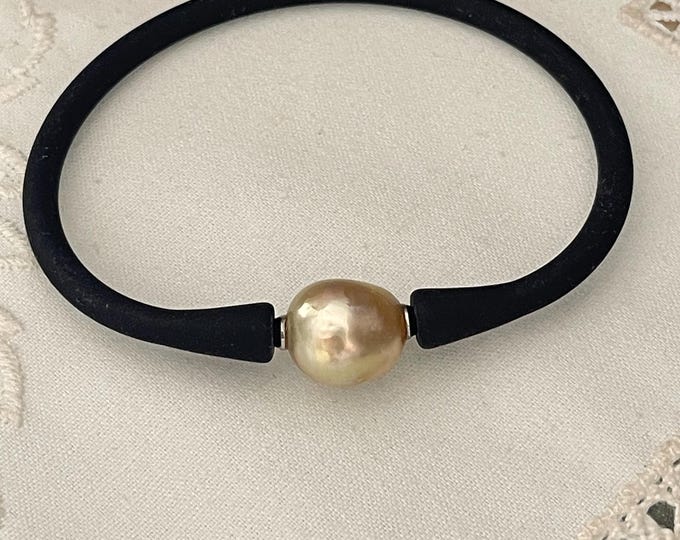 Cultured Golden South Sea Pearl Bracelet (GSB3)