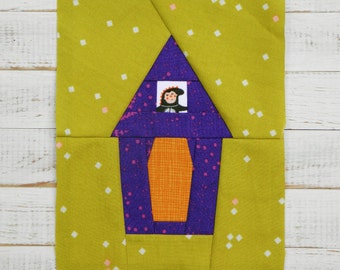 Halloween House, a paper piecing pattern