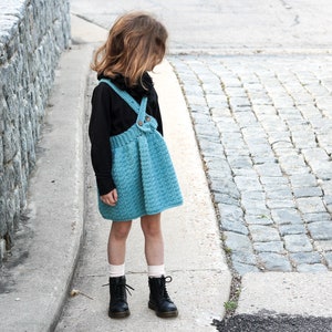 DIGITAL CROCHET PATTERN - Liv Pinafore - Sizes 6M, 12M, 18M, 2Y, 4Y