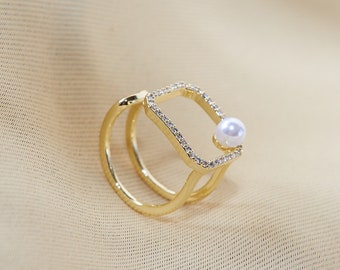 Geometric Zircon Ring with pearl