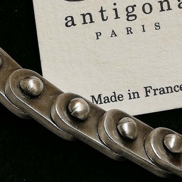 Collier Antigona, maille articulé avec boules, étain argenté patiné, vintage. Paris.