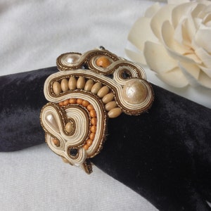 Dori Csengeri, trimmings, genuine bracelet, vintage but nine, french jewelry, accessories fashionista image 5