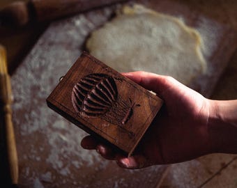 Wooden cookie mold culinary biscuit mould- &#39;&#39;hot air balloon ship&quot; - inspired by vintage and antique springerle