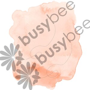 Pode incluir: Um fundo de aquarela cor de p&ecirc;ssego com duas flores estilizadas cinzas e uma linha pontilhada conectando-as. O texto "busybee" est&aacute; escrito em cinza no fundo.
