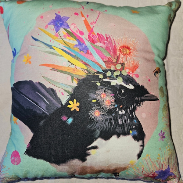 Australian Wildlife Cover with Cushion - Willie Wagtail