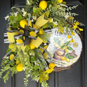 Lemons/Lemonade Grapevine Wreath, Everyday Wreath. Lemons and White floral and greenery wreath