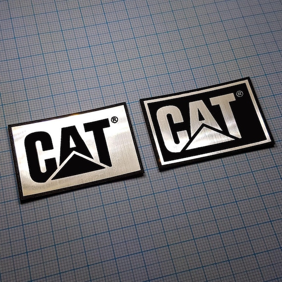 48 mm x 32 mm CATERPILLAR Metallic Aluminium Badge Sticker