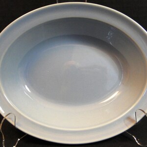 Taylor Smith Taylor Luray Pastels Blue Oval Serving Bowl 10 1/8&quot; Excellent
