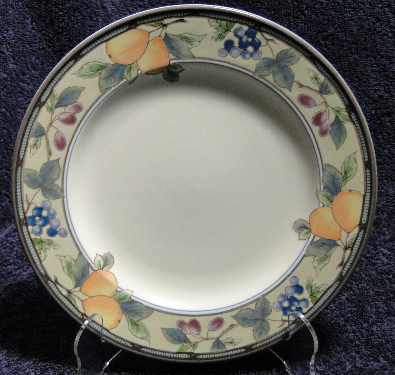 Mikasa Garden Harvest Dinner Plates CAC29 Intaglio 11 Etsy